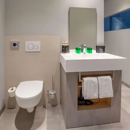 Elaya ケーヴェラアー